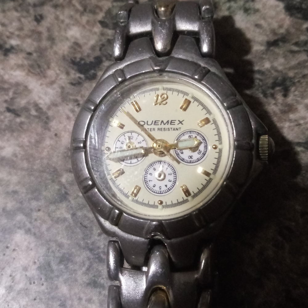 Quemex  watch